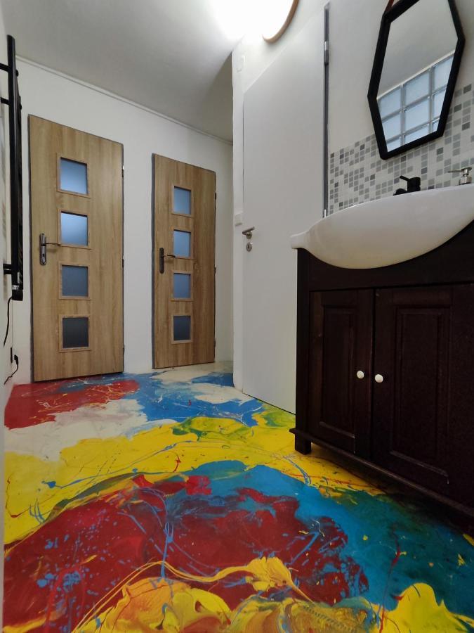 Vibe House * Praha