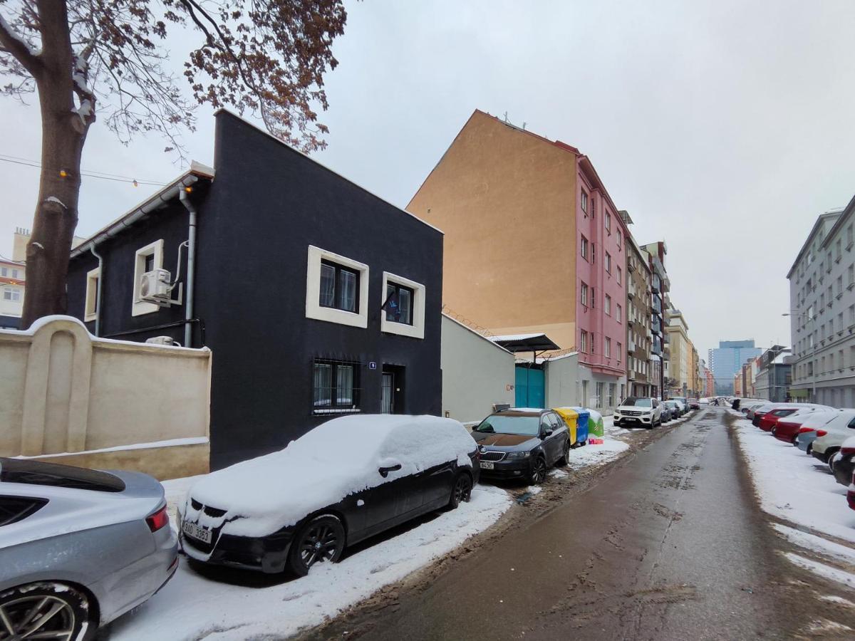 Vibe House * Praha